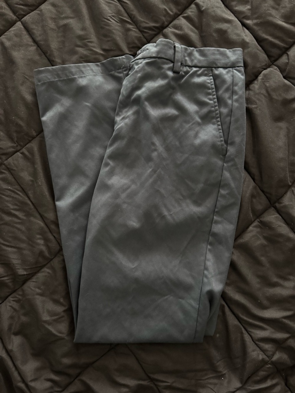 {AMAZON ESSENTIALS} Men's Navy Dress Pants - Classic Straight Fit - 33x34